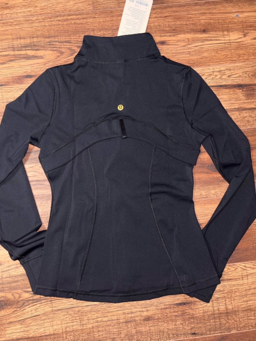 Lulu Define Jacket Luon, Size 6, Color Black, Zipper Gold - Picture 5 of 5